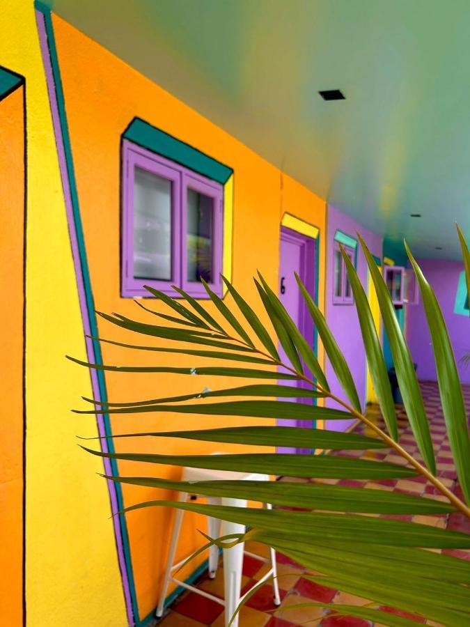 Funk Yeah Hostel Antigua Eksteriør billede